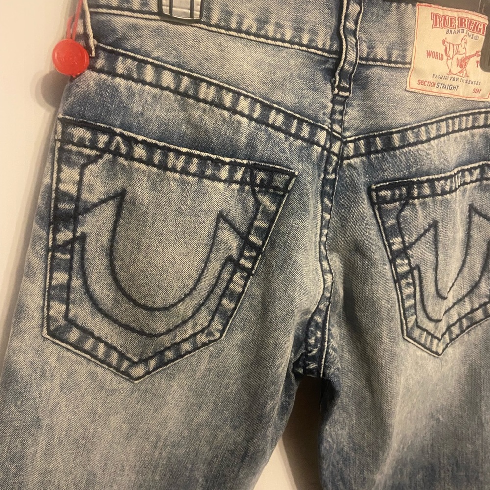 True Religion - Picture 5 of 5
